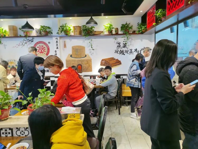 开餐饮加盟公司需要做哪些准备,做餐饮加盟行业主要注意哪些方面