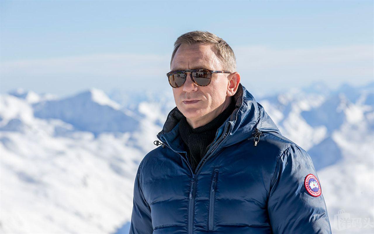 加拿大鹅股价大跌 (加拿大鹅股价暴跌事件)