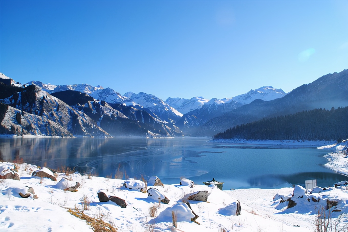 新疆疆内旅行攻略学生,川进疆出自驾游攻略