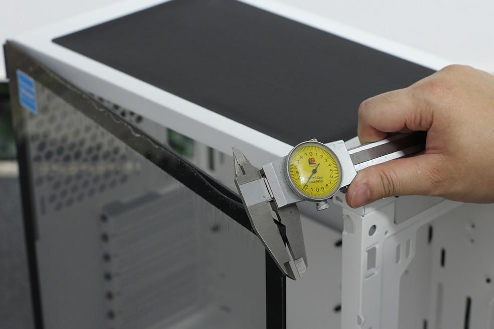 麻雀虽小，用“料”十足——Tt（Thermaltake）挑战者H3机箱体验