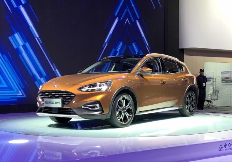 福特再亮王牌，变速箱动力衔接平顺给力，可惜三缸机成败笔