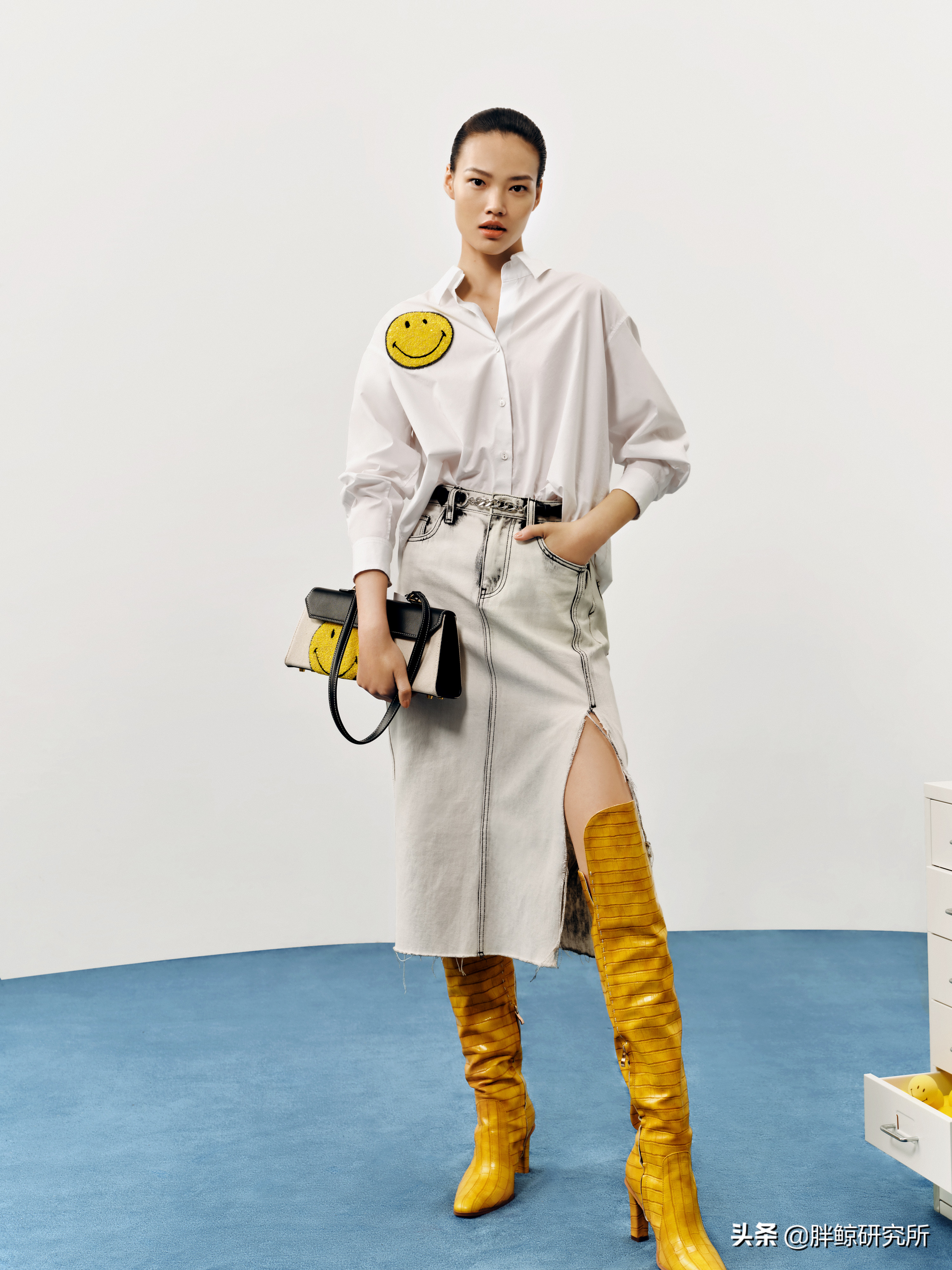 她时代下如何焕新品牌文化，LILY带来了IP跨界新玩法