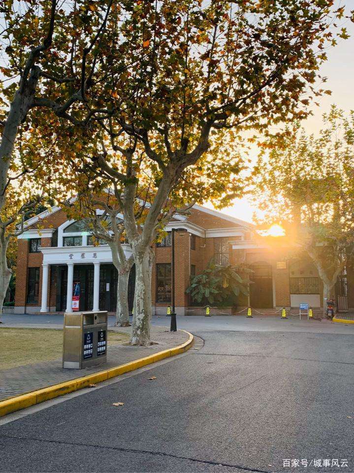 东北师范大学强专业,南师大在全国师范大学排名