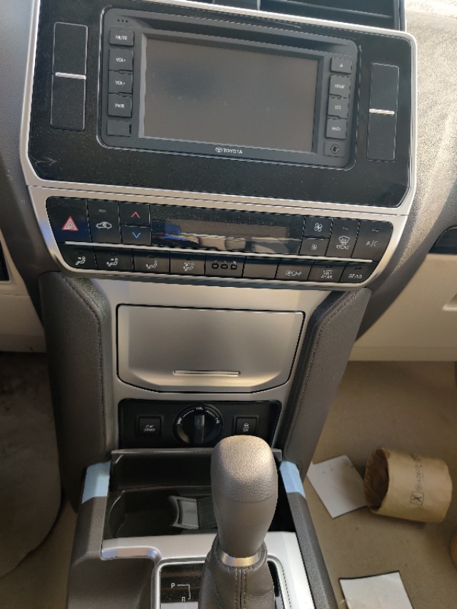 中东版霸道4000丐版多少钱,中东霸道2.7纯丐版多少钱