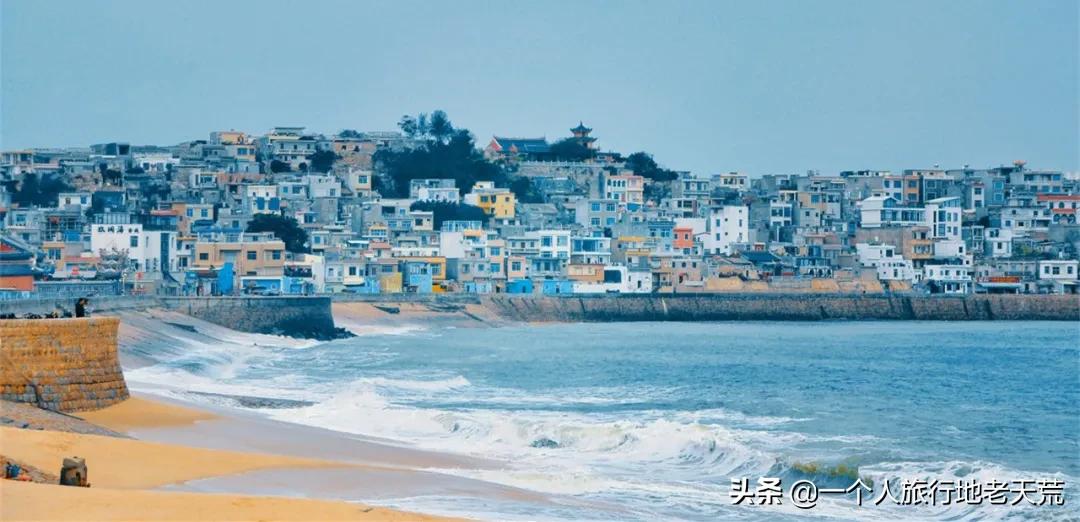 海蓝媲美三亚，福建这个被低估的宝藏地，夏天去太舒服了