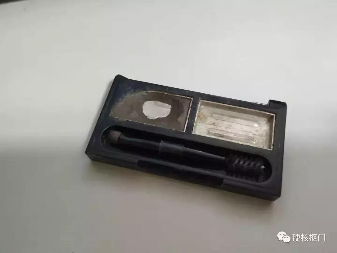 分享一张铁皮化妆品,化妆品铁皮分享