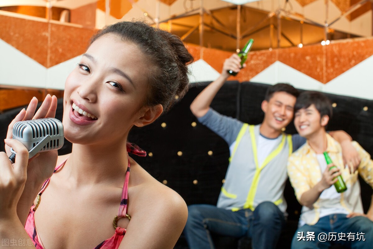 我家大门常打开奥运原版歌词,国足我家大门常打开