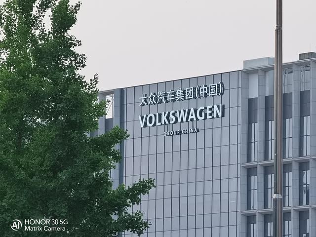 荣耀热门五款机型拍照对比：分别是Play4T/X10/30S/30/30Pro