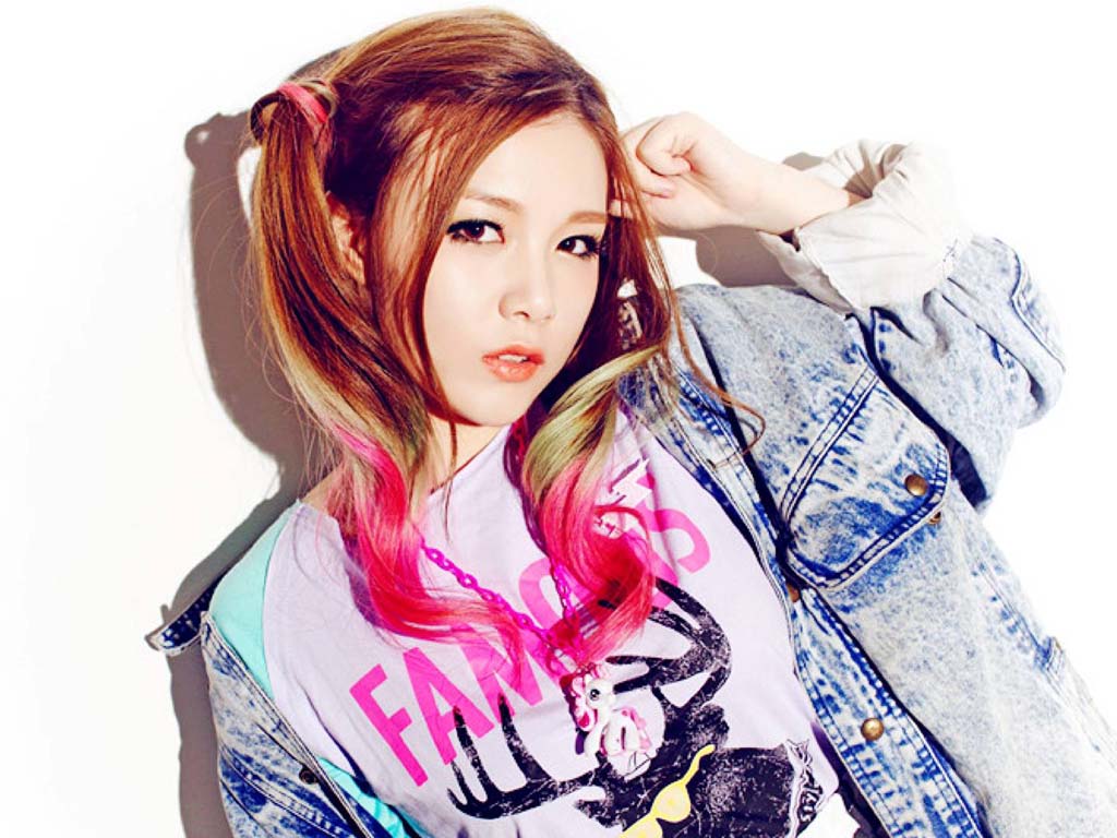 歌手本兮是否还在人世,歌手本兮事件