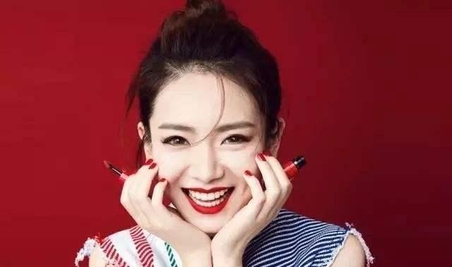 别傻了，这些化妆品都是代购炒出来的，其实相当鸡肋