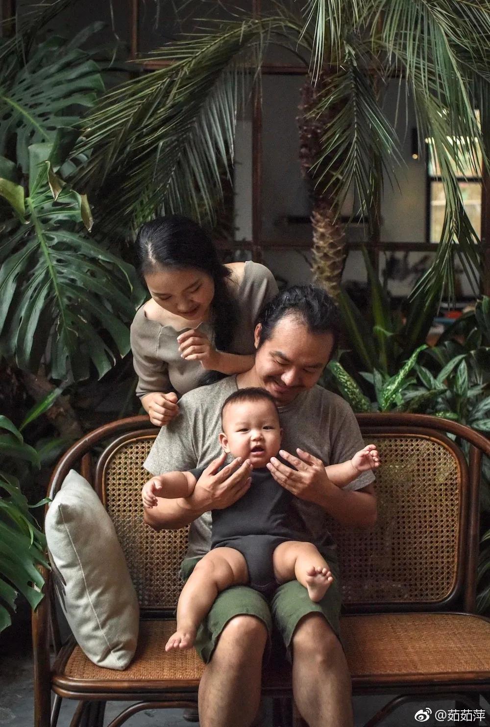 夫妻深山打造500万别墅,90后夫妻隐居山林自建小屋