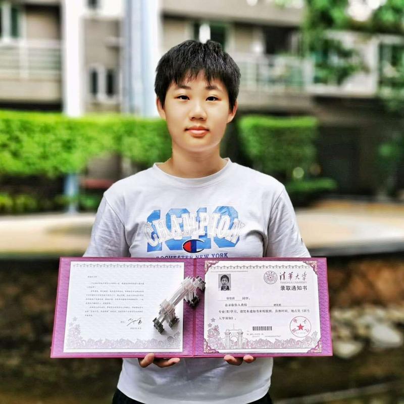 解锁体教融合|从小学到高中兼顾游泳与学业,深圳小将张佳妮圆梦清华