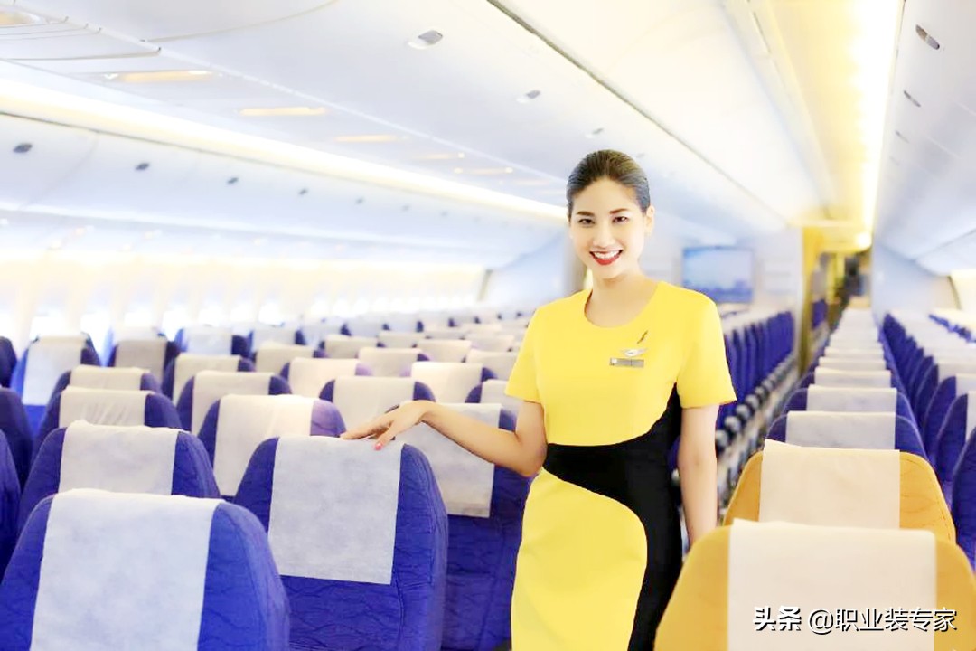 娉板浗鑸┖绌哄鍒舵湇娆惧紡,鏄ュ鑸┖鍒舵湇