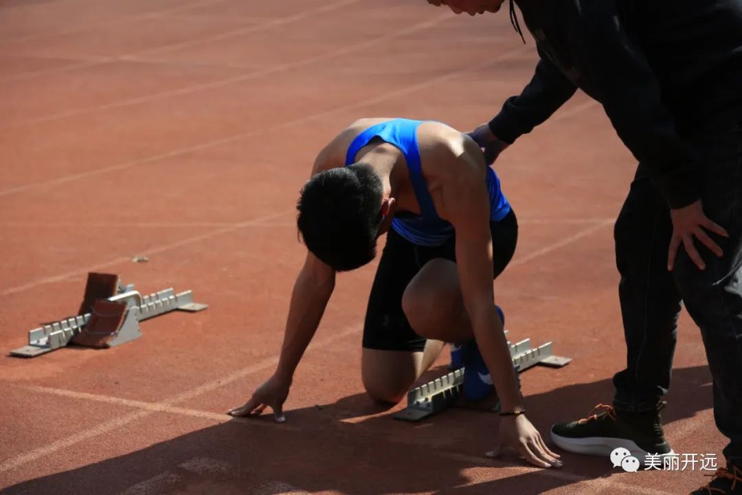 你好，开远四中——“半百少年”助力少年勇敢追梦！