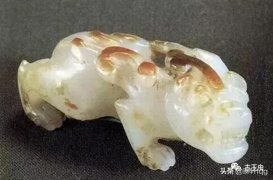 古玉孔道内外包浆沁色一致,古玉有沁色好还是无沁色好