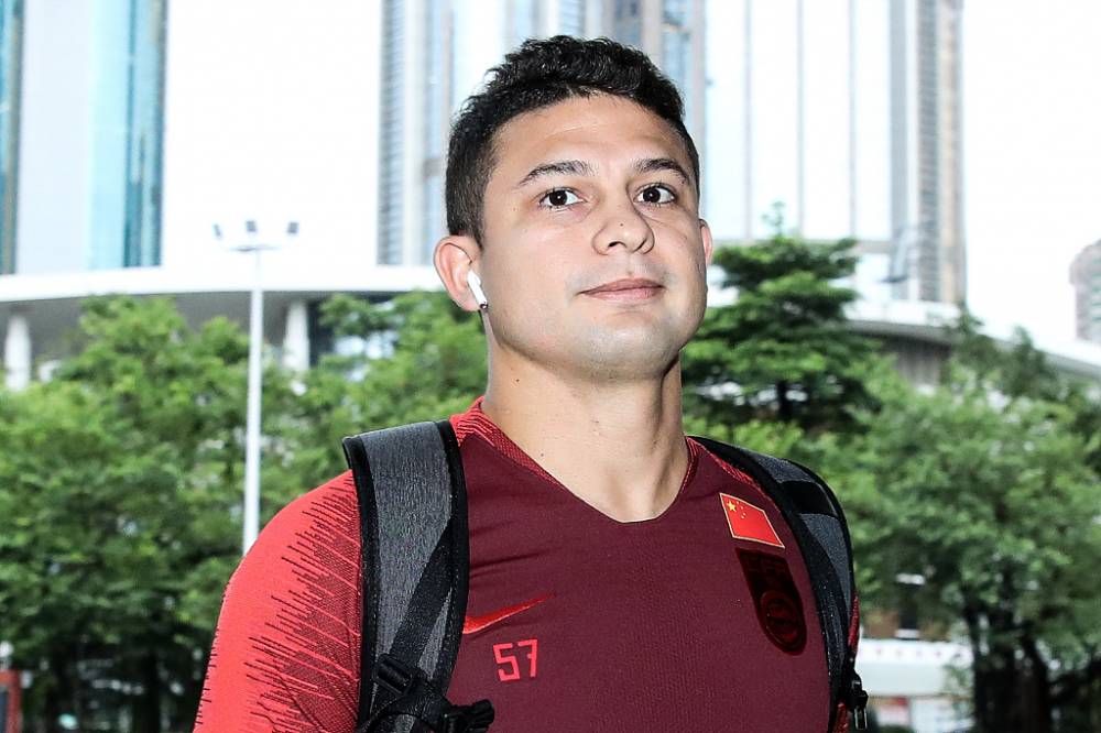 历史性一刻足球,历史性时刻国足上五名归化