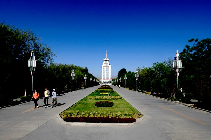 以大学名字命名,以大学命名和学院的区别