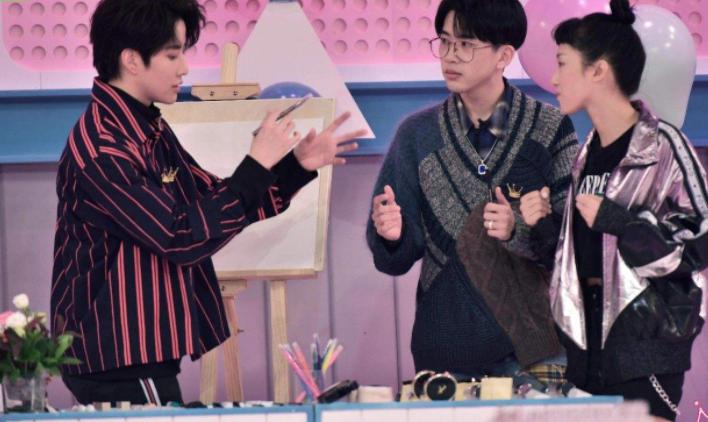 口红王子何炅吴昕,口红王子何炅最新消息