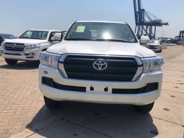 20款酷路泽丐版4000二手价格五座,北京16年酷路泽4000丐版