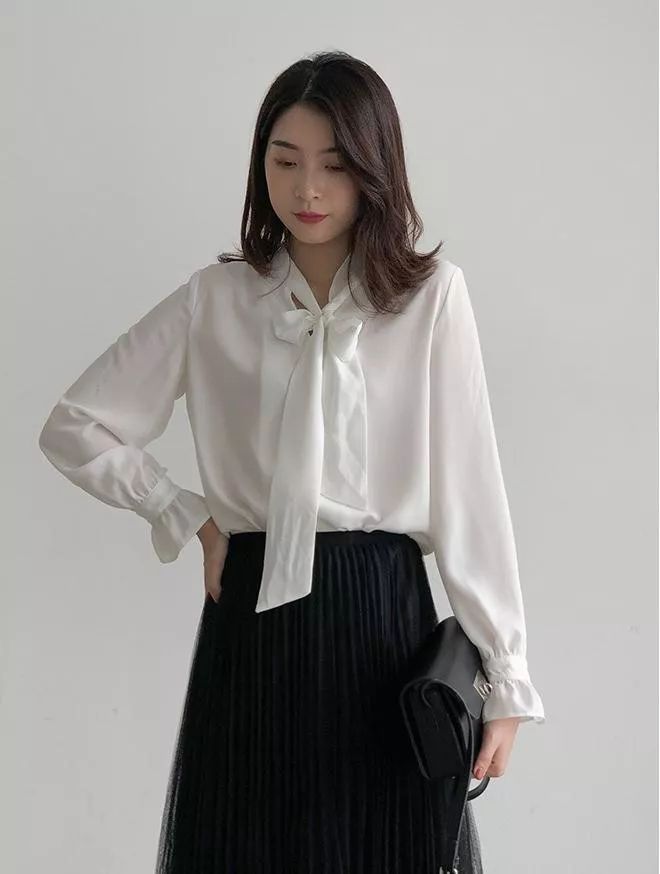 教你用批发价买衣服包包,10元批发衣服包包