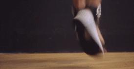 怎样炫耀自己的新鞋子,如何优雅的炫耀新买的鞋子