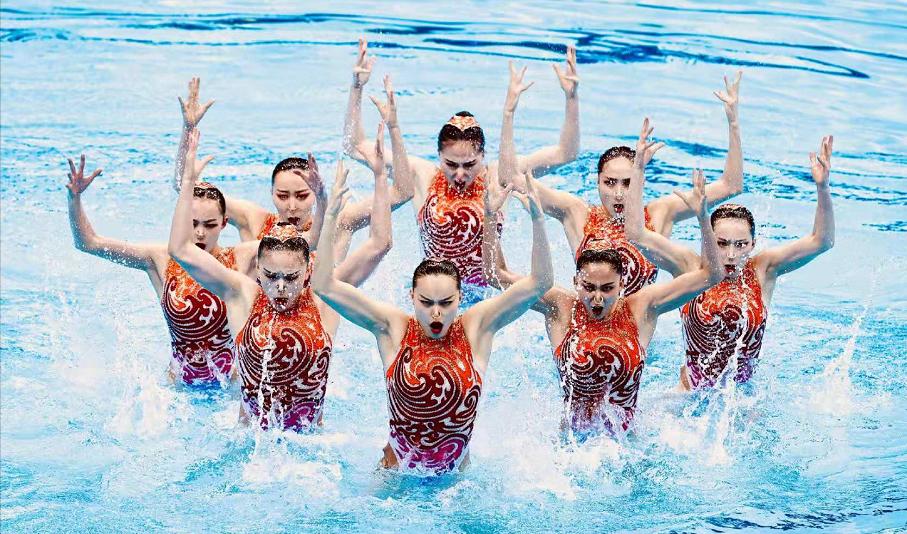 日本花样泳服,日本花样游泳的队服