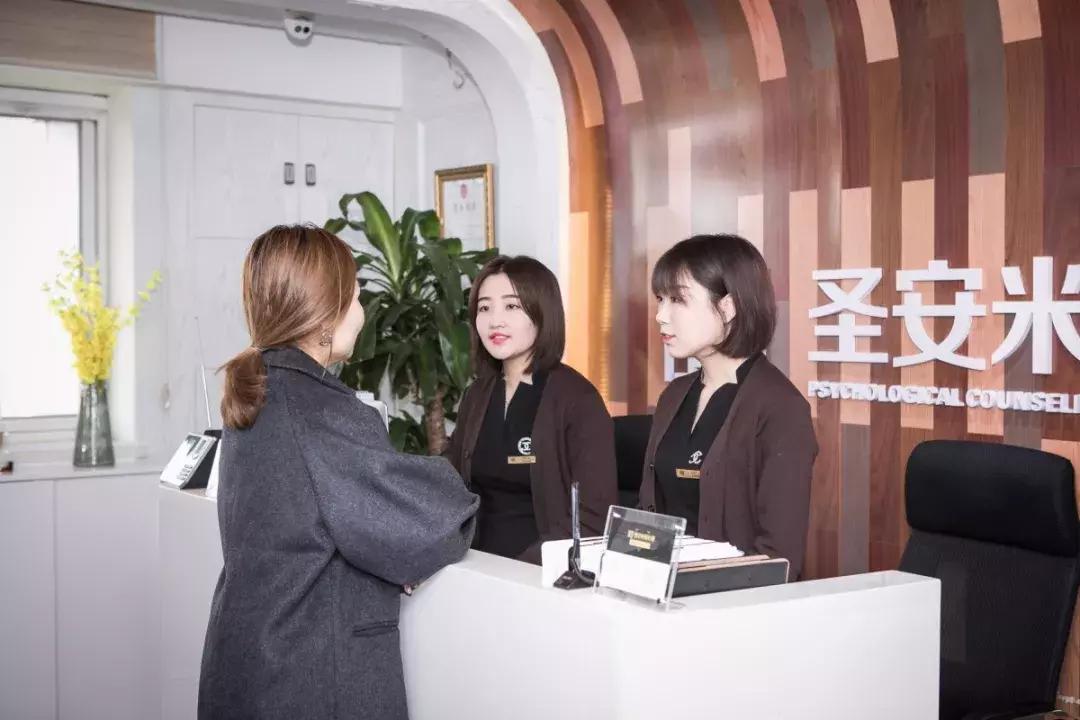 在天津生活压力有多大,在成年人的世界里崩溃无声