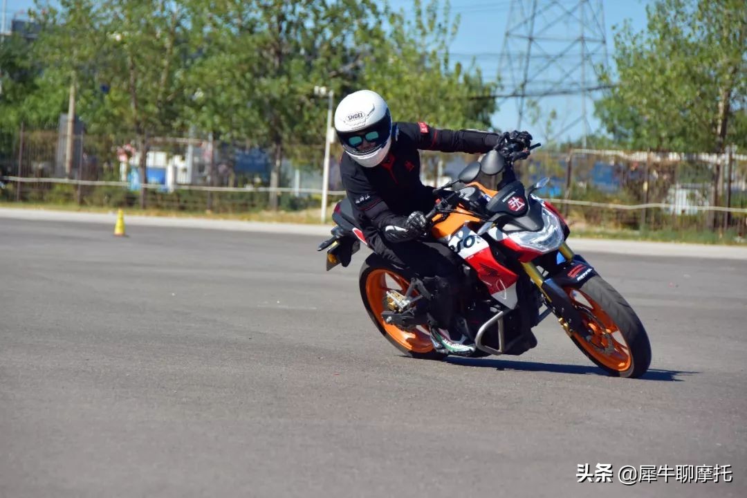 摩友骑行摩托车,摩友平常骑摩托干嘛