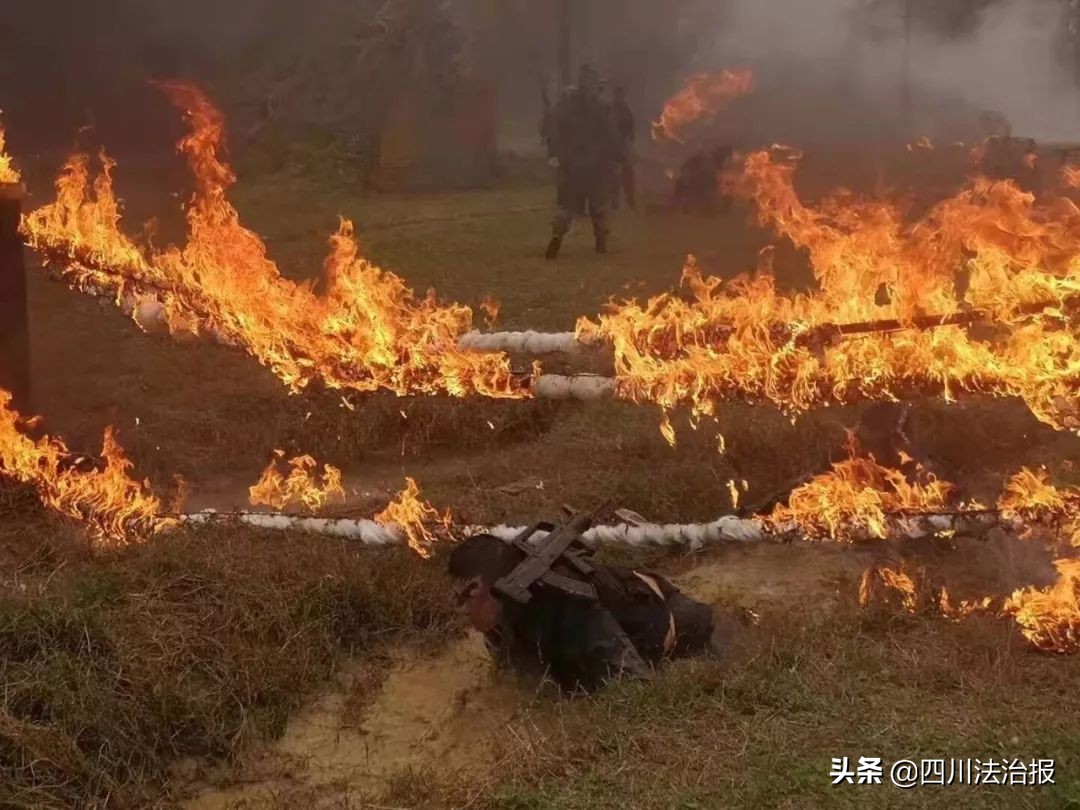 魔鬼周训练精彩图片,魔鬼训练周健身