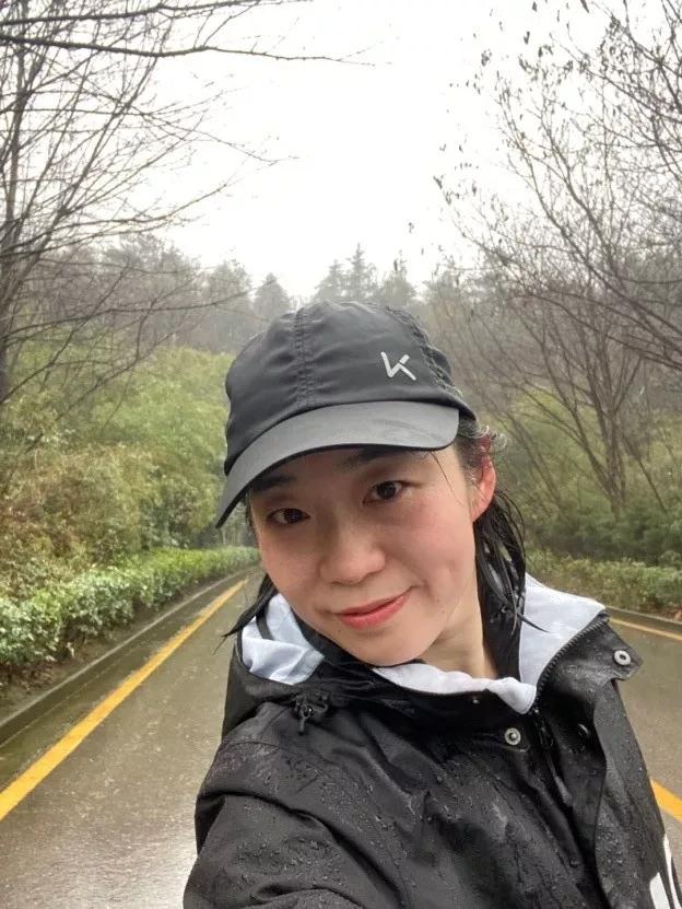 九十多岁老人跑步,九旬老人跑步视频