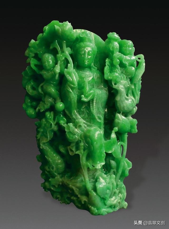 作为翡翠小白要如何看翡翠的价值,翡翠最全知识什么是翡翠