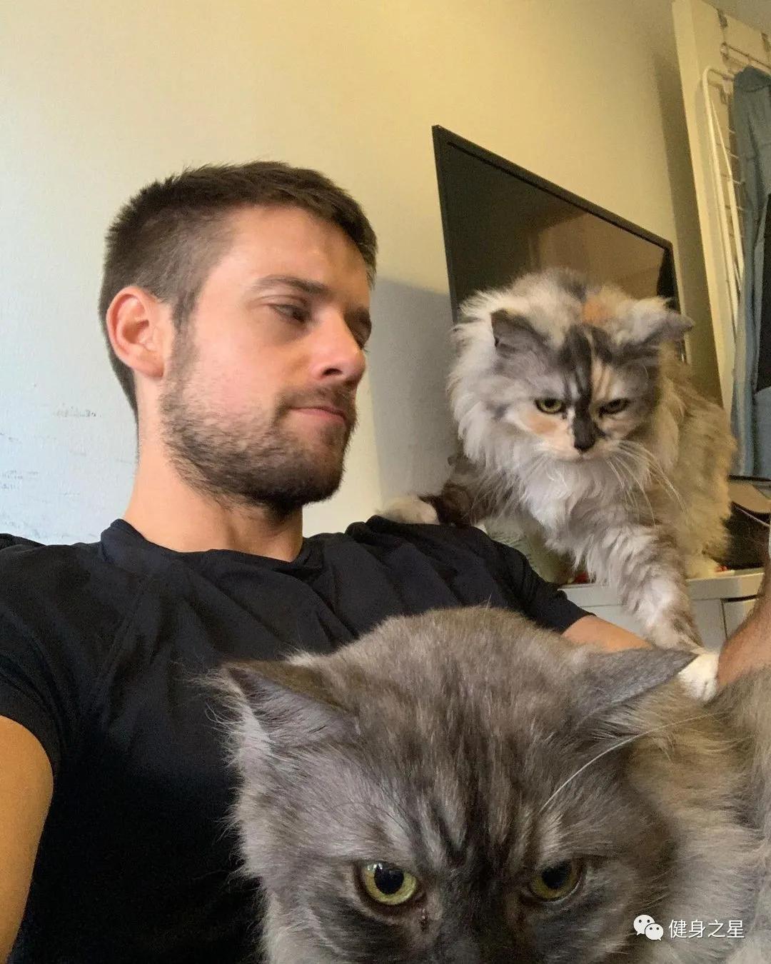 酷似海王的男模,酷似陈冠希的肌肉男