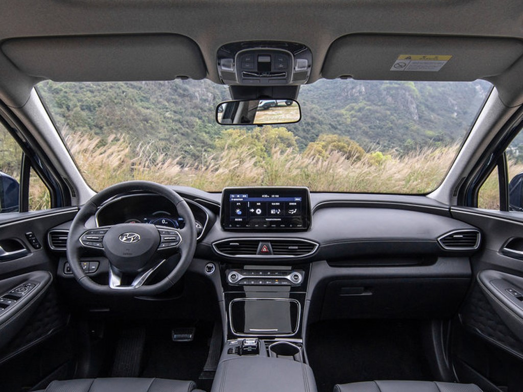 第四代胜达优惠8万,2023款现代胜达旅行家与汉兰达