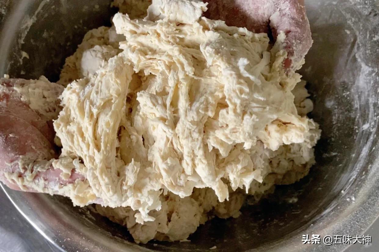 怎么做出奶香味的油条,怎么做早餐简单又好吃的油条