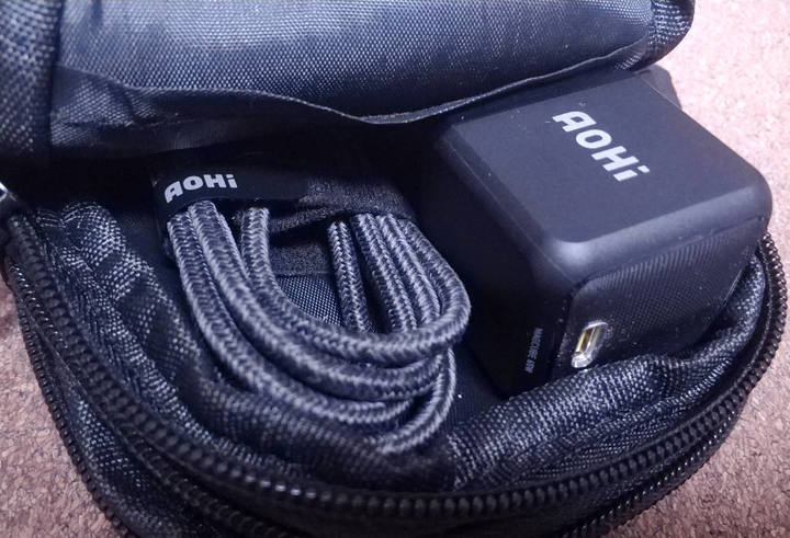 五十瓦无线快充充电器,120w超级闪充可旋转充电器