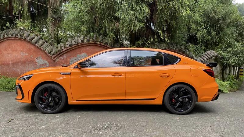 全新名爵mg6赛道试驾视频,名爵mg6pro下赛道