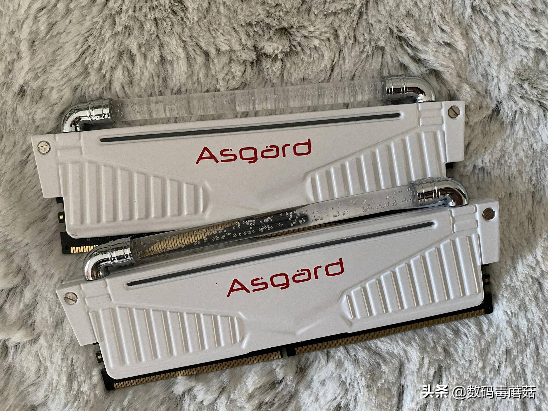 幻光戟OUT了：阿斯加特洛极W3ARGB内存测试报告