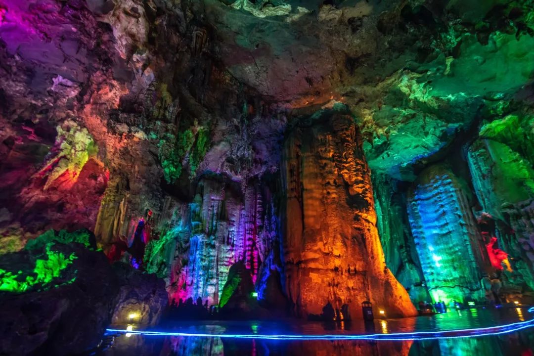 英德宝晶宫详细旅游攻略,宝晶宫旅游攻略大全