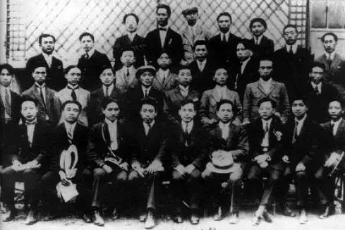 暗夜里寻找光明：十大元帅传奇入*党**历程