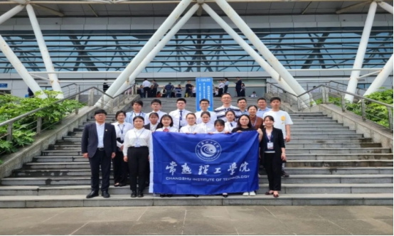 这所“名不见经传”的二本高校,就业率高达98%,不要小瞧它