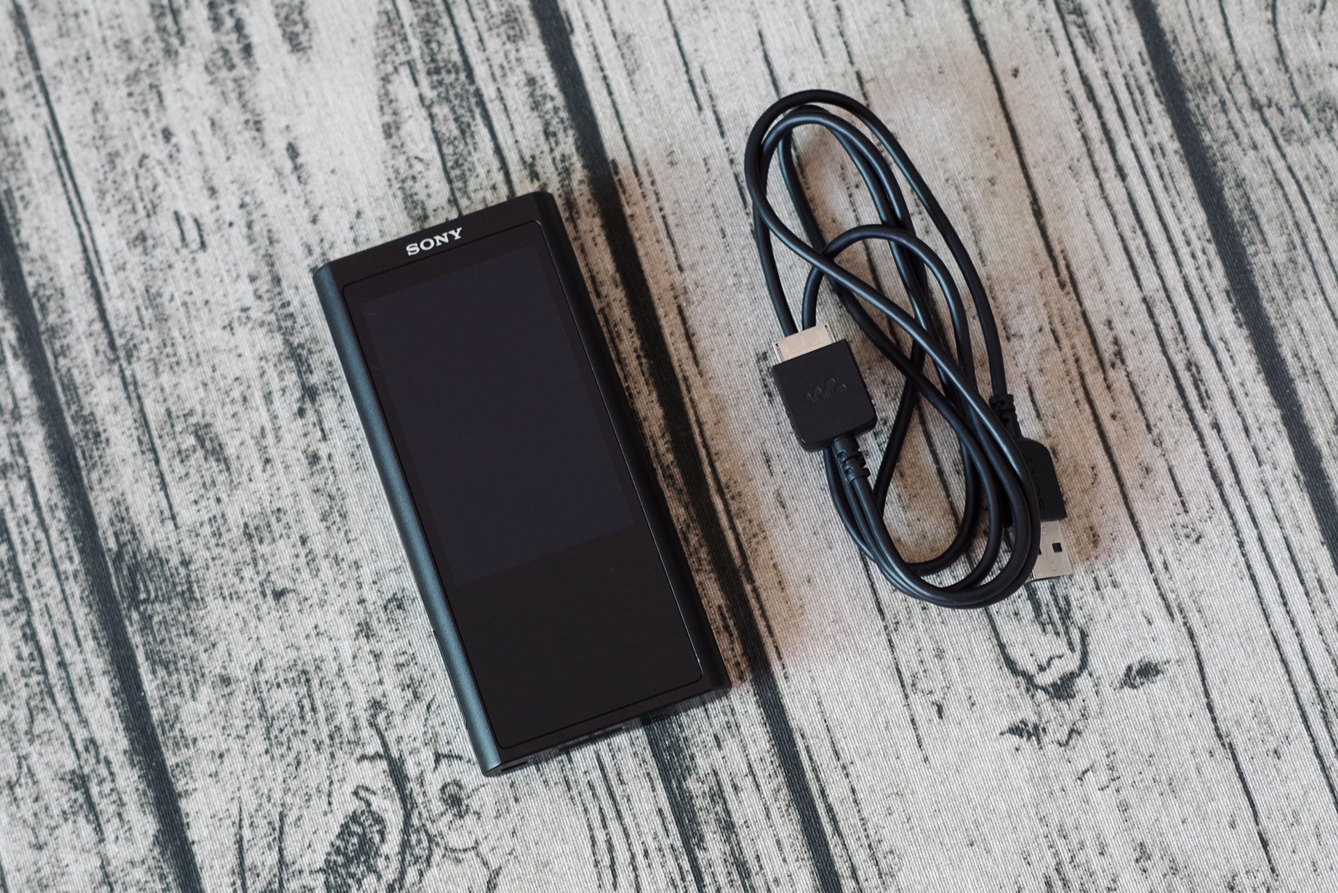 媲美索尼黑砖,媲美索尼的国产品牌电视