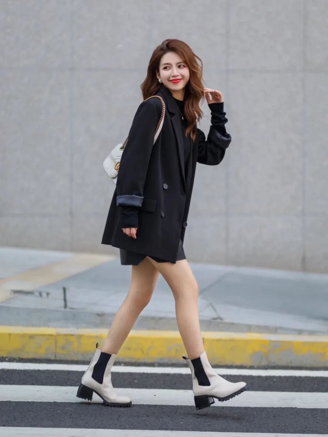 马丁靴彻底过时了,马丁靴怎么选择显腿小又年轻