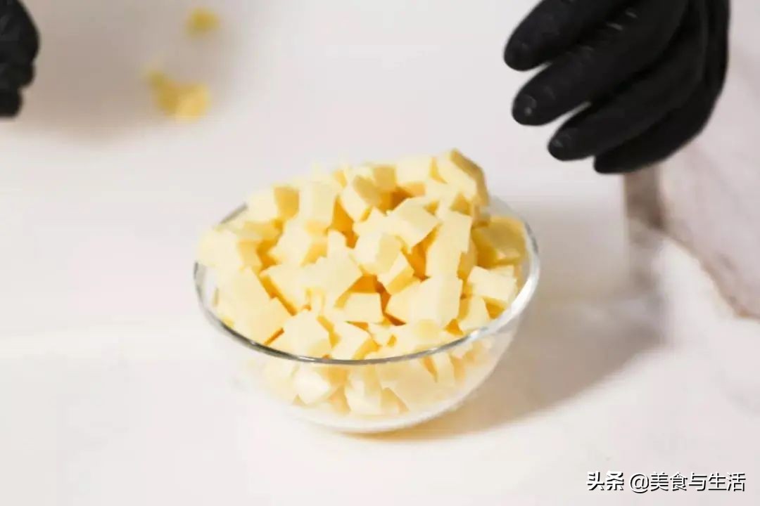 披萨的正宗做法和配方,商用披萨皮制作教程和配方