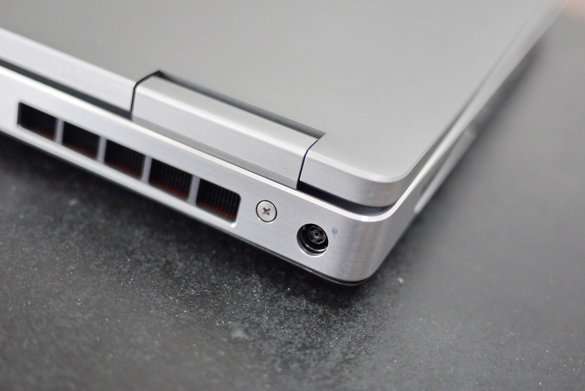 戴尔移动工作站precision7760拆机,dellprecision7510工作站拆机