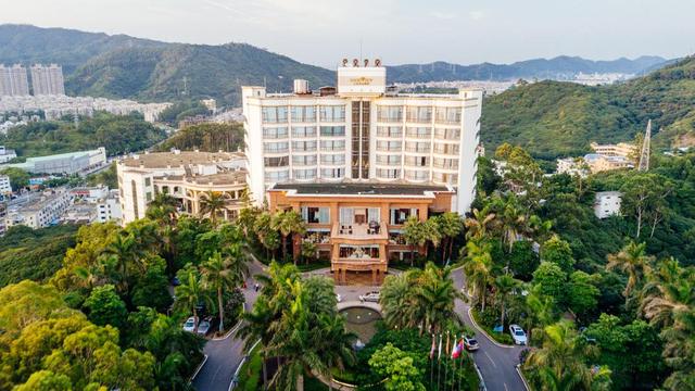 东莞三正半山酒店玩转星球,东莞三正半山酒店冬天