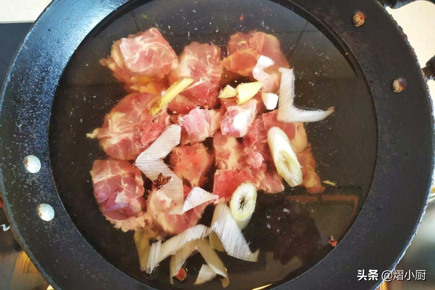 猪骨汤怎么炖保留骨头的香味,猪骨汤怎么炖最快最有营养