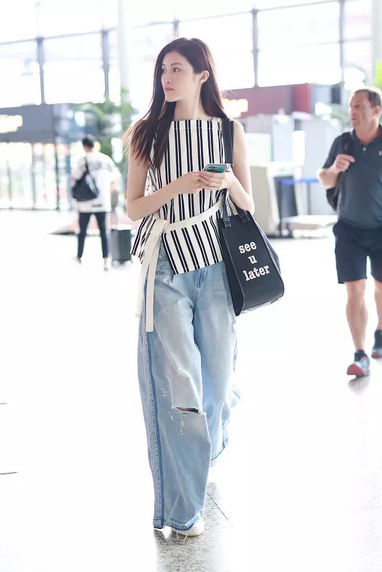 条纹衣柜,条纹设计穿出高级感