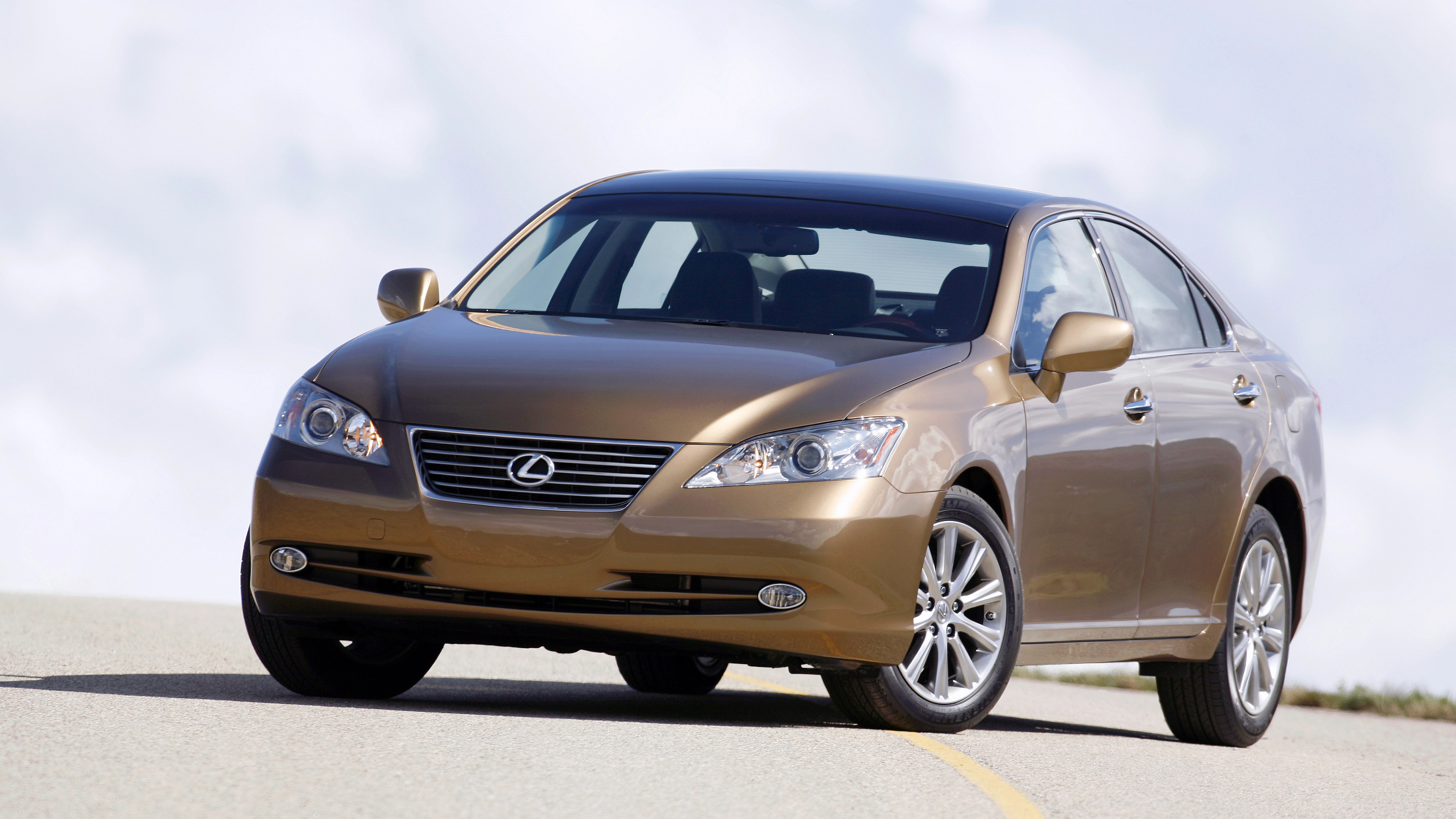 目前能买到的最便宜六缸车,汉兰达2020款六缸