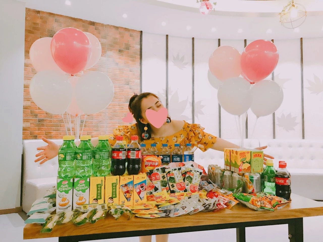 网红打卡广州深圳吃喝玩乐场所,生日求婚聚会团建年会轰趴都可以