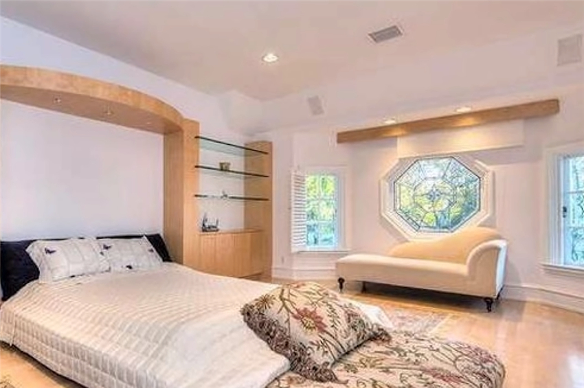 欧式金碧辉煌装修豪宅,成龙室内装修